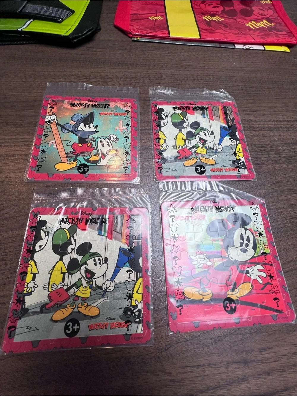 Mickey Mouse - Subway Bags and Mini Puzzles